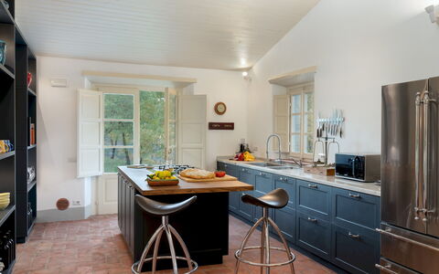 Anticiana 8: Meubilair, Interieur Ontwerp, Keuken, Cabinetry, Countertop, Flooring, Toestel Van De Keuken, Hout, Huis, Plafond