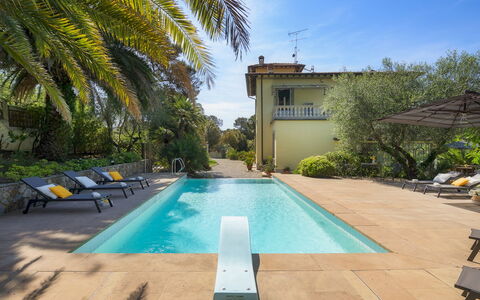 Villa Gaius 8+2: Zwembad, Blauw, Toevlucht, Samengesteld Materiaal, Eco Hotel, Schaduw, Buitenmeubels, Thermae, Hacienda, Ligstoel