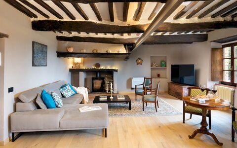 Terra di Siena 14: Meubilair, Interieur Ontwerp, Flooring, Bankstel, Muur, Hout, Woonkamer, Kamer, Tafel, Verdieping
