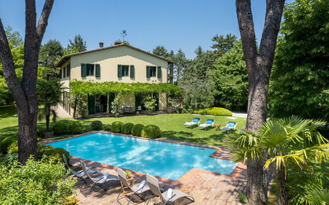 Villa Paesante 8: Struik, Huis, Zwembad, Landgoed, Tuin, Verblijf, Villa, Boerderij, Gazon, Toevlucht
