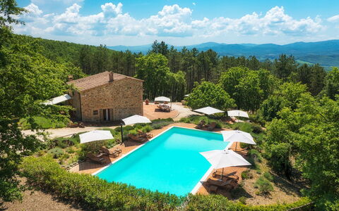 Podere Santa Croce 10: Eco Hotel, Zwembad, Plantage, Landgoed, Toevlucht, Landbouw, Boerderij, Villa, Landscaping, Hotel
