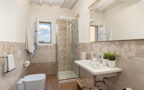 Casolare San Martino 12: Flooring, Muur, Verdieping, Interieur Ontwerp, Loodgieterswerkinrichting, Badkamer, Toilet, Tegel, Huis, Kamer