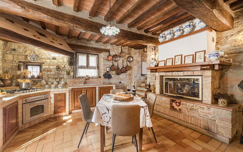 Residenza Collefiorito 26: Meubilair, Muur, Interieur Ontwerp, Flooring, Keuken, Huis, Plafond, Verdieping, Verlichting, Keuken En Eettafel