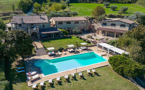 Residenza Collefiorito 26: Toevlucht, Landgoed, Vrije Tijd, Zwembad, Paraplu, Hacienda, Villa, Boerderij, Hotel, Herenhuis
