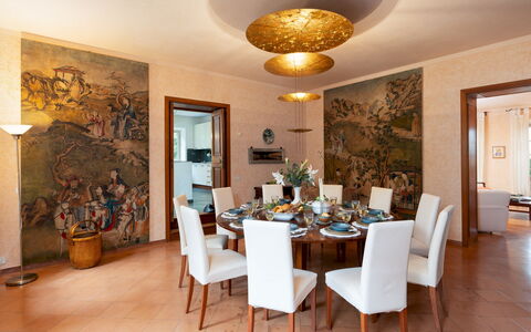 Casa del Duca 10: Meubilair, Interieur Ontwerp, Muur, Tafel, Stoel, Flooring, Hout, Plafond, Verdieping, Eetkamer