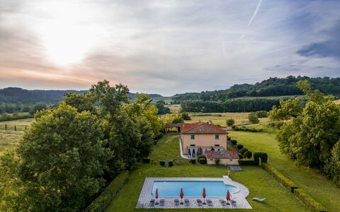 Villa Iside 8: Zwembad, Landgoed, Gazon, Boerderij, Park, Villa, Hacienda, Boerderij, Herenhuis, Eco Hotel