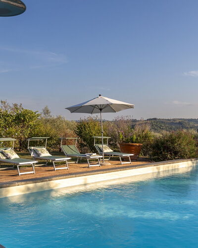 Villa Treggiaia 12+2: Zwembad, Toevlucht, Eco Hotel, Landgoed, Villa, Buitenmeubels, Hacienda, Ligstoel, Hotel, Landscaping