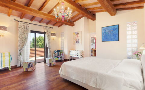 Villa Castiglione 9: Meubilair, Interieur Ontwerp, Bed, Flooring, Verdieping, Plafond, Huis, Slaapkamer, Kamer, Appartement