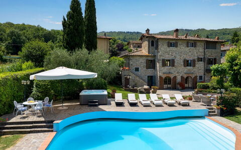 Casa Paggetti 8: Zwembad, Blauw, Toevlucht, Thermae, Buitenmeubels, Eco Hotel, Hacienda, Landgoed, Villa, Ligstoel