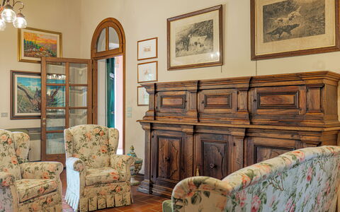 Il Cerreto 11: Meubilair, Interieur Ontwerp, Flooring, Hout, Verdieping, Verlichting, Kamer, Tafel, Woonkamer, Cabinetry