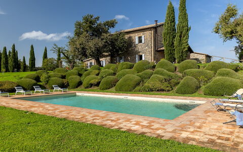 Villa dei Rosmarini 8: Struik, Tuin, Zwembad, Haag, Landgoed, Landscaping, Villa, Hacienda, Boerderij, Gazon