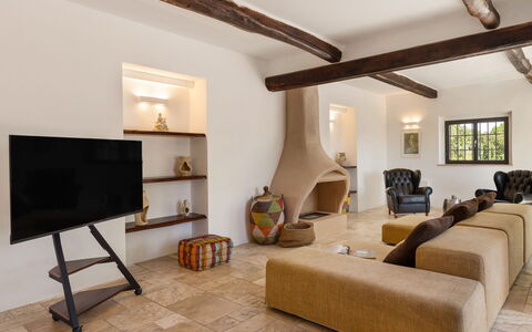 Casale Rondinella 6+2: Meubilair, Flooring, Interieur Ontwerp, Muur, Verdieping, Bankstel, Hout, Woonkamer, Plafond, Kamer