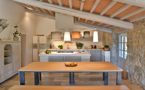 Casa la Pratellaccia 6+2: Meubilair, Interieur Ontwerp, Flooring, Hout, Tafel, Plafond, Keuken, Huis, Verdieping, Lichte Inrichting