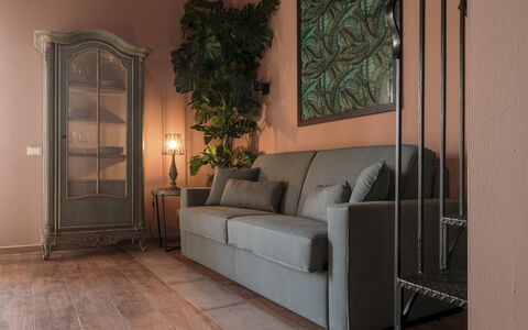 Agriresort Bacaringhe 13: Meubilair, Flooring, Muur, Verdieping, Interieur Ontwerp, Hout, Bankstel, Woonkamer, Huis, Kamer