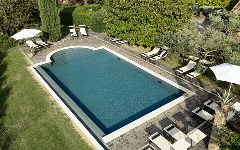 Podere Gellino 14: Zwembad, Water, Buitenmeubels, Toevlucht, Thermae, Samengesteld Materiaal, Ligstoel, Waterpartij, Eco Hotel, Schaduw