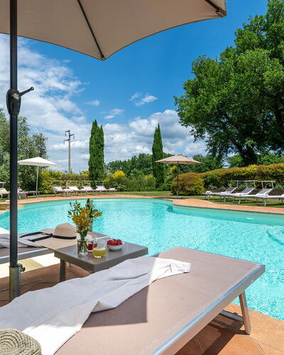Podere Sant'Eugenio 14: Zwembad, Toevlucht, Buitenmeubels, Tuin, Eco Hotel, Ligstoel, Thermae, Buitentafel, Landscaping, Binnenplaats