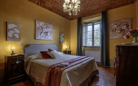 Il Castellare 14: Muur, Interieur Ontwerp, Meubilair, Kamer, Huis, Linens, Fotolijst, Plafond, Slaapkamer, Appartement