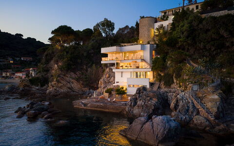 Villa Il Faro 10: Felsen\, Kust En Oceanic Landvormen, Kust, Dagzomende, Zee, Oceaan, Headland, Geluid, Baai