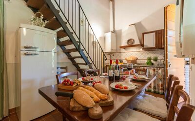 Montelopio 5: Kamer, Eigendom, Interieur Ontwerp, Countertop, Brunch, Meubilair, Ontbijt, Huis, Gebouw, Keuken