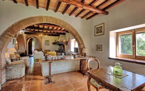 Casale Giulio: Kamer, Eigendom, Gebouw, Interieur Ontwerp, Meubilair, Plafond, Huis, Woonkamer, Boog, Verdieping