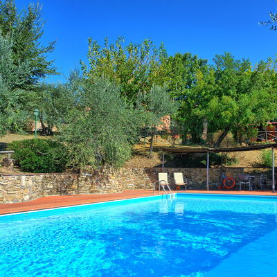 La Selva: Zwembad, Eigendom, Natuurlijk Landschap, Onroerend Goed, Vrije Tijd, Boom, Huis, Landgoed, Huis, Backyard