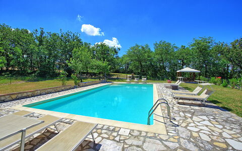 San Donato: Eigendom, Zwembad, Onroerend Goed, Landgoed, Huis, Huis, Gebouw, Vakantie, Vrije Tijd, Villa