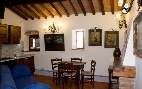 Fiordaliso living