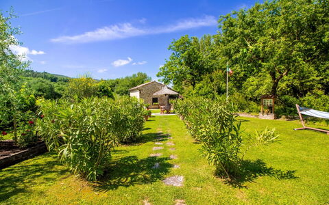 La Casa di Pino: Zwembad, Toevlucht, Tuin, Eco Hotel, Buitenmeubels, Thermae, Waterpartij, Schaduw, Landgoed, Landscaping