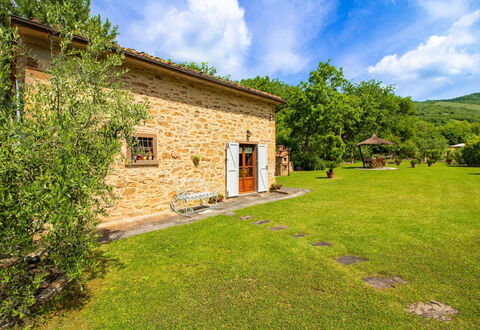 La Casa di Pino: Zwembad, Toevlucht, Tuin, Eco Hotel, Buitenmeubels, Thermae, Waterpartij, Schaduw, Landgoed, Landscaping