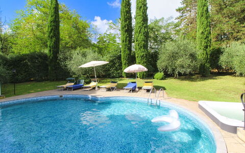 Villino Alba: Zwembad, Blauw, Toevlucht, Buitenmeubels, Thermae, Vrije Tijd, Eco Hotel, Ligstoel, Schaduw, Landscaping