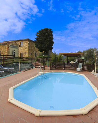 Casa Bella: Zwembad, Toevlucht, Buitenmeubels, Eco Hotel, Hotel, Stoel, Villa, Schaduw, Hacienda, Paraplu