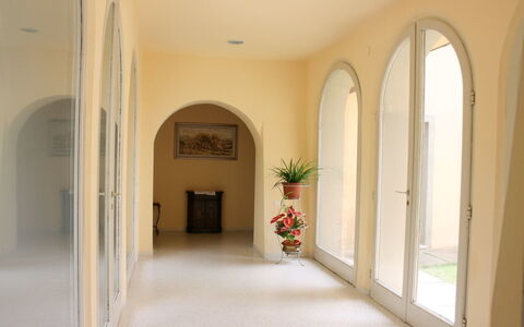 Poggio Falcone: Eigendom, Boog, Kamer, Gebouw, Architectuur, Huis, Onroerend Goed, Interieur Ontwerp, Landgoed, Plafond