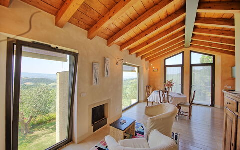 Casa Lucia: Eigendom, Kamer, Gebouw, Huis, Plafond, Interieur Ontwerp, Meubilair, Straal, Houten Vloer, Woonkamer