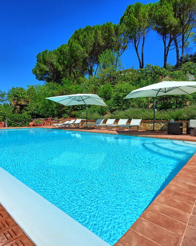 Casa Lucia: Zwembad, Eigendom, Onroerend Goed, Azure, Gebouw, Landgoed, Vrije Tijd, Huis, Vakantie, Toevlucht