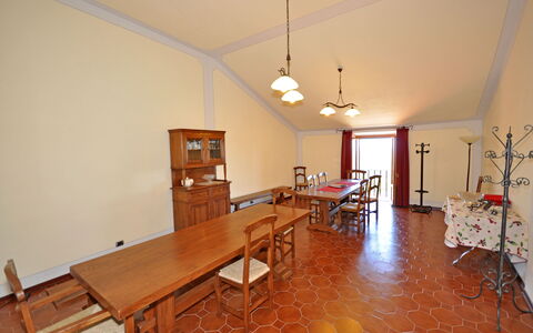 Dante: Kamer, Eigendom, Verdieping, Gebouw, Eetkamer, Interieur Ontwerp, Meubilair, Hardwood, Huis, Onroerend Goed