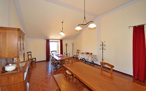 Dante: Kamer, Eigendom, Houten Vloer, Gebouw, Hardwood, Verdieping, Laminaatvloer, Interieur Ontwerp, Meubilair, Huis