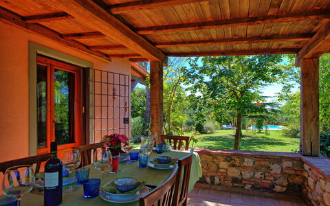 Casa Cipressi: Eigendom, Kamer, Gebouw, Veranda, Huis, Huis, Onroerend Goed, Plafond, Meubilair, Landgoed