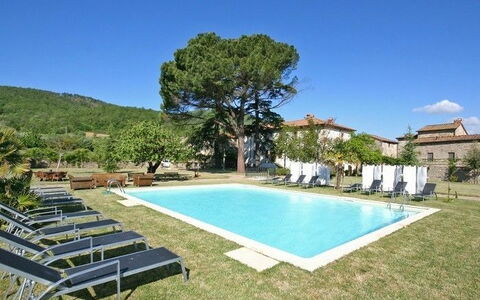 Villa Capolona