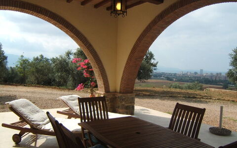 Villa Giulia Follonica: Eigendom, Meubilair, Boom, Onroerend Goed, Huis, Gebouw, Tafel, Kamer, Architectuur, Veranda
