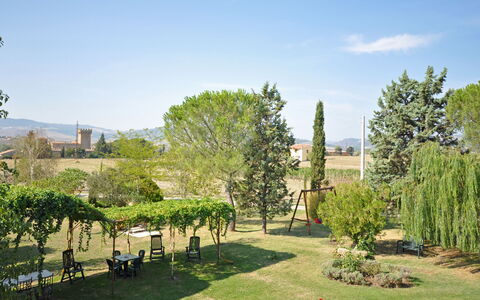 Villa Cassia: Eigendom, Boom, Tuin, Architectuur, Plantkunde, Gras, Gebouw, Huis, Botanische Tuin, De Lente