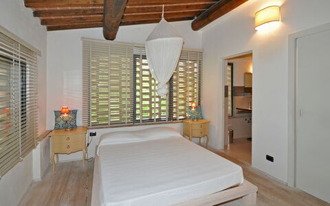 Villa Diletta: Kamer, Eigendom, Meubilair, Slaapkamer, Bed, Gebouw, Interieur Ontwerp, Plafond, Huis, Verdieping