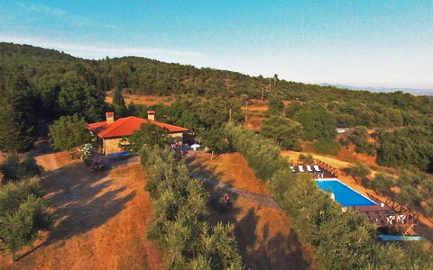 Civitella: Heuvel Station, Luchtfotografie, Heuvel, Lucht, Landelijk Gebied, Berg, Landschap, Boom, Huis, Fotografie