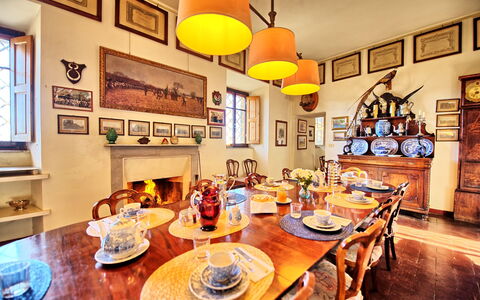 Il Principe: Kamer, Eigendom, Gebouw, Interieur Ontwerp, Tafel, Ontbijt, Eetkamer, Brunch, Onroerend Goed, Huis