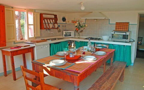 Casamare: Kamer, Eigendom, Meubilair, Keuken, Gebouw, Huis, Verdieping, Tafel, Cabinetry, Onroerend Goed