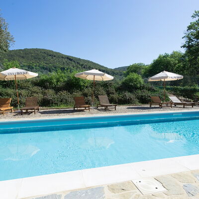 Villa Nova: Zwembad, Eigendom, Vrije Tijd, Onroerend Goed, Huis, Gebouw, Vakantie, Toevlucht, Villa, Huis