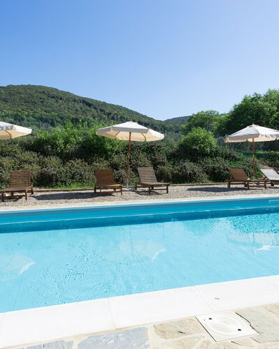 Villa Nova: Zwembad, Eigendom, Vrije Tijd, Onroerend Goed, Huis, Gebouw, Vakantie, Toevlucht, Villa, Huis