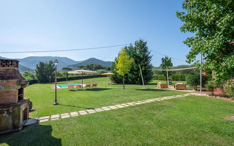 Le Vigne 6: Fabriek, Lucht, Boom, Natuurlijk Landschap, Land Lot, Woongebied, Grasland, Gras, Vrije Tijd, Verblijf