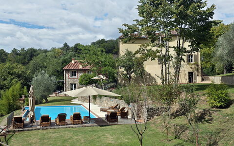 Angeloni: Eigendom, Huis, Landgoed, Huis, Onroerend Goed, Gebouw, Woongebied, Herenhuis, Villa, Zwembad