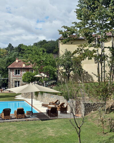 Angeloni: Eigendom, Huis, Landgoed, Huis, Onroerend Goed, Gebouw, Woongebied, Herenhuis, Villa, Zwembad