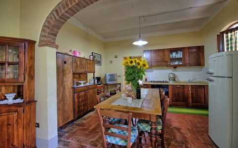 Casa Catia: Eigendom, Kamer, Gebouw, Meubilair, Keuken, Countertop, Huis, Interieur Ontwerp, Onroerend Goed, Plafond